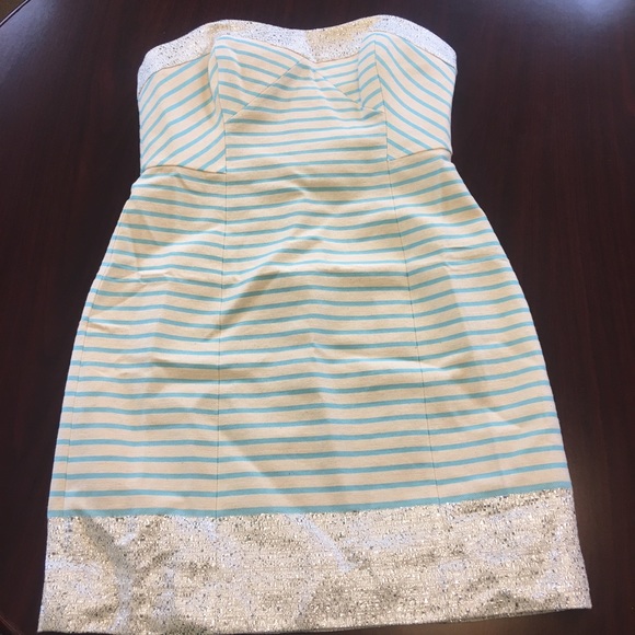 Lilly Pulitzer Dresses & Skirts - Lilly Pulitzer strapless dress